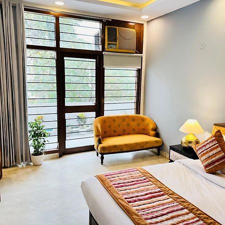 Grove Residency Hauz Khas New Delhi Couple Friendly Hotel Buitenkant foto