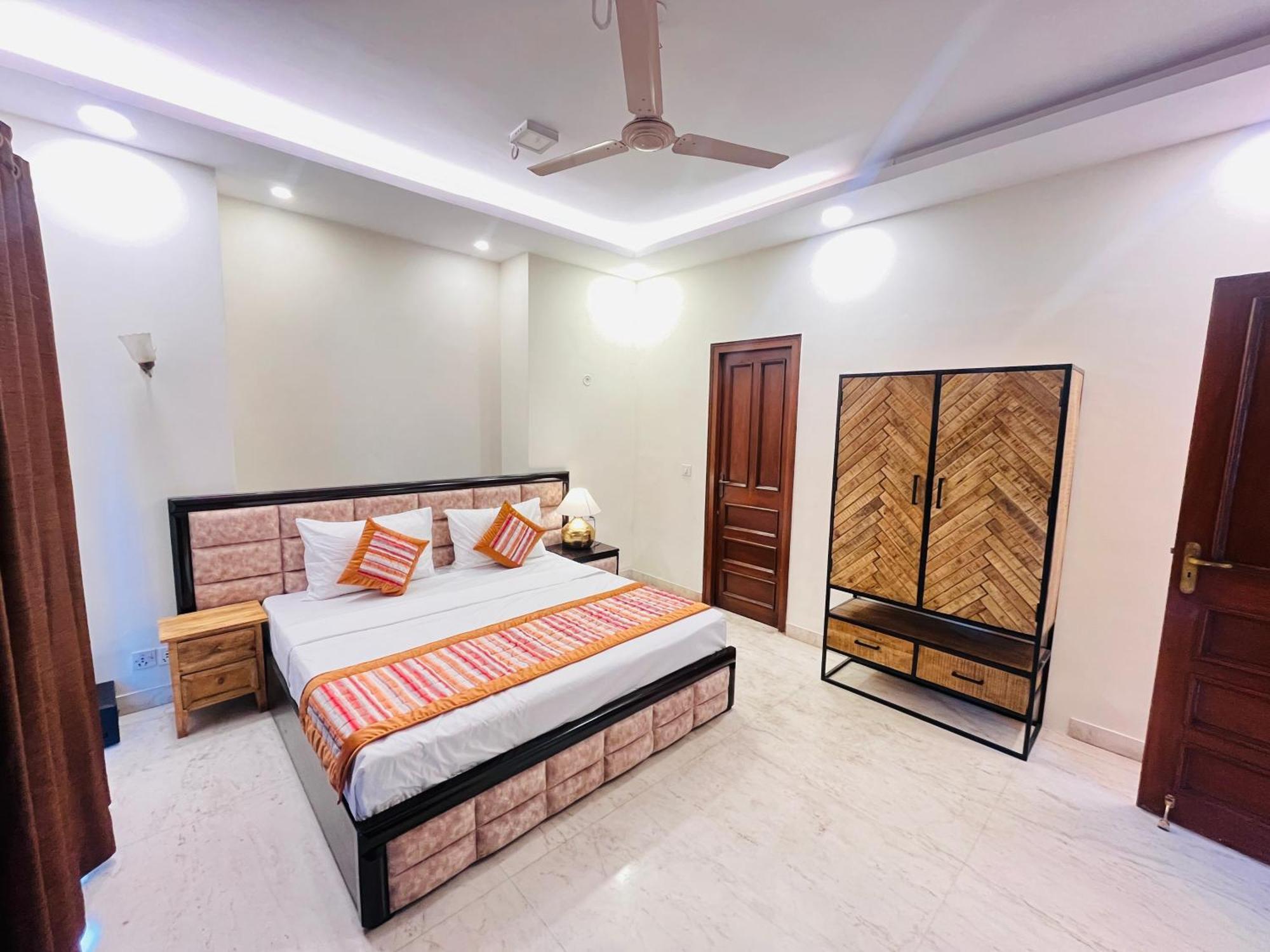 Grove Residency Hauz Khas New Delhi Couple Friendly Hotel Buitenkant foto