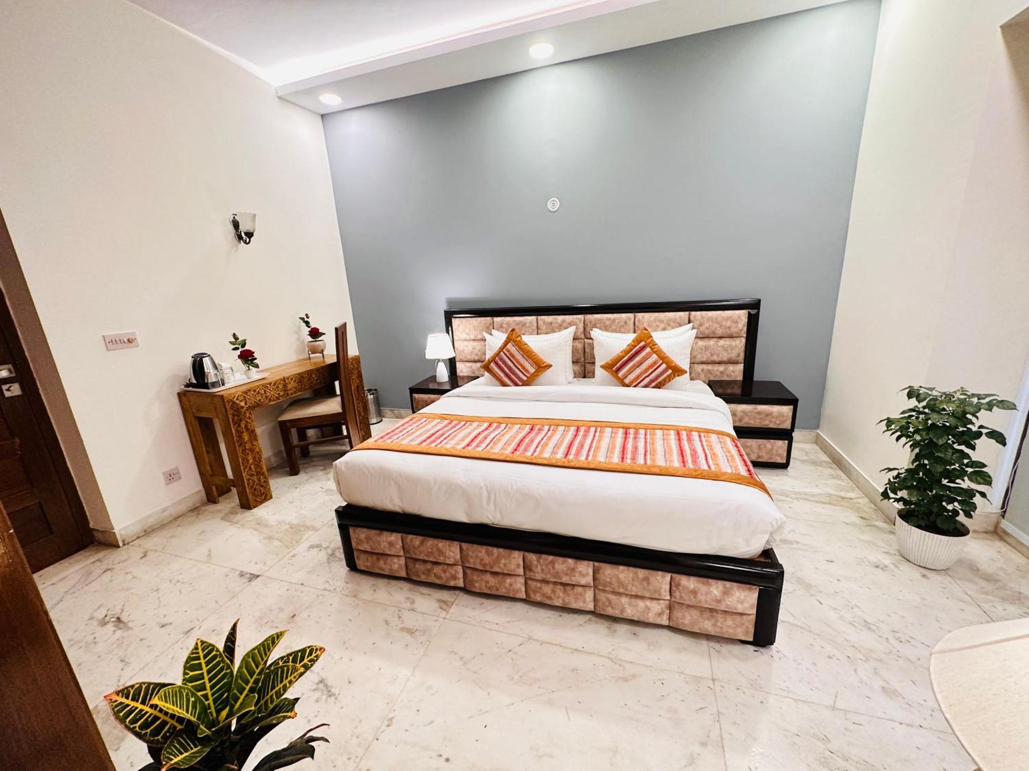 Grove Residency Hauz Khas New Delhi Couple Friendly Hotel Buitenkant foto